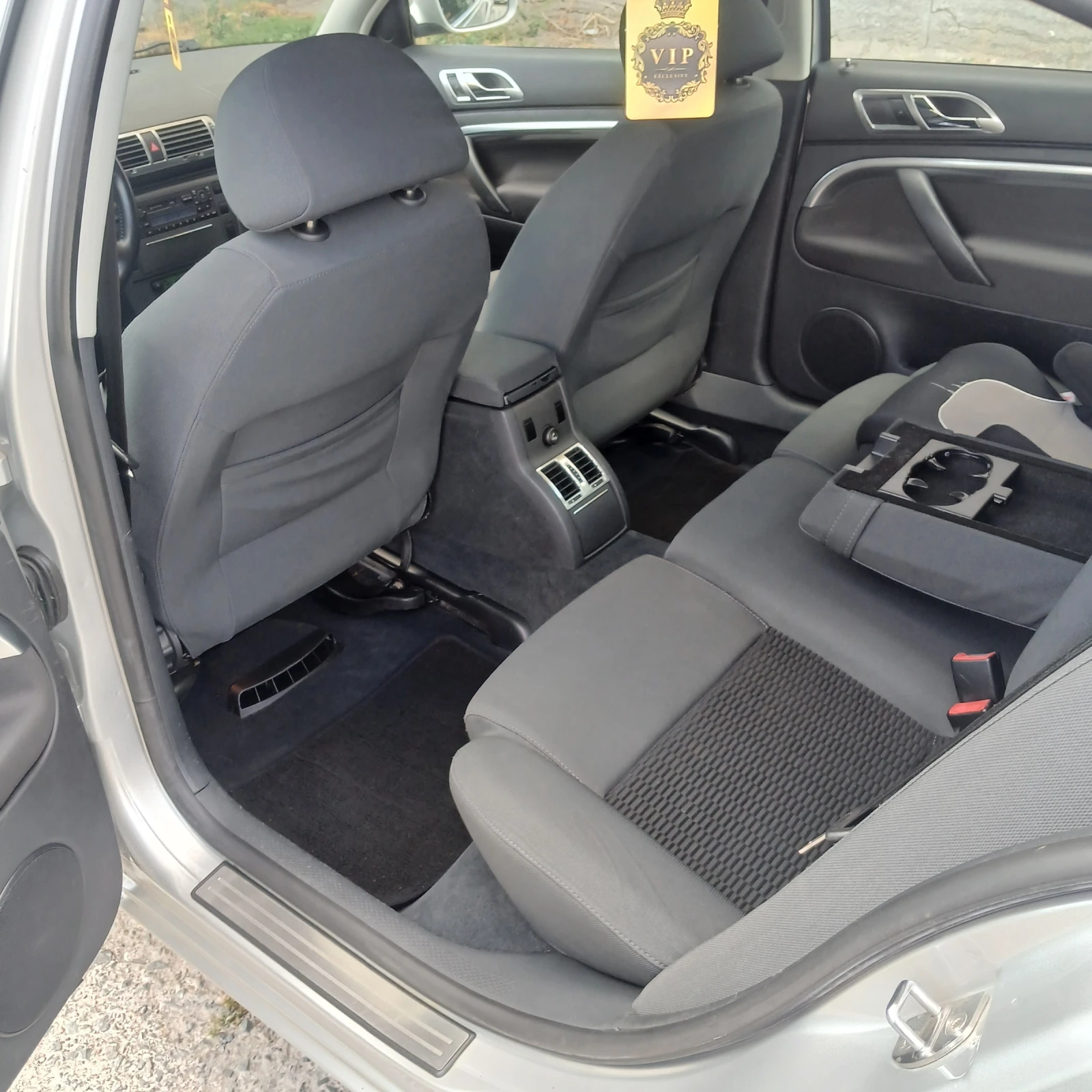 Skoda Superb 6 СКОРОСТИ , снимка 13 - Автомобили и джипове - 55874639