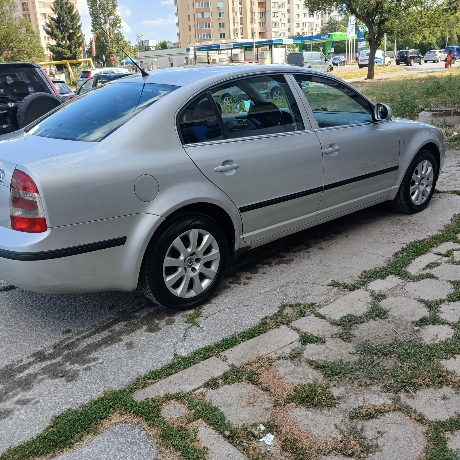 Skoda Superb 6 СКОРОСТИ , снимка 3 - Автомобили и джипове - 55874639