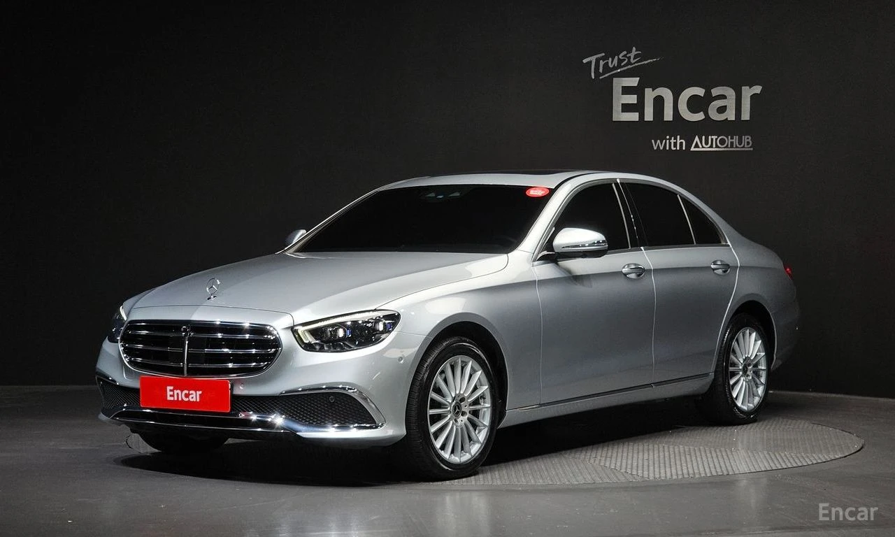 Mercedes-Benz E 220 4MATIC* EXCLUSIVE* ХЕДЪП* ДИСТРОНИК* КРАЙНА ЦЕНА