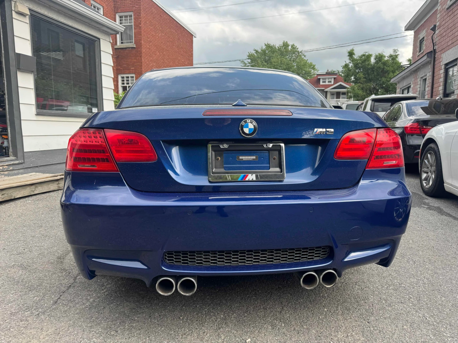 BMW M3 * 2dr Conv * CARFAX * БЕЗ ПЪРВОНАЧАЛНА ВНОСКА, снимка 4 - Автомобили и джипове - 56149794