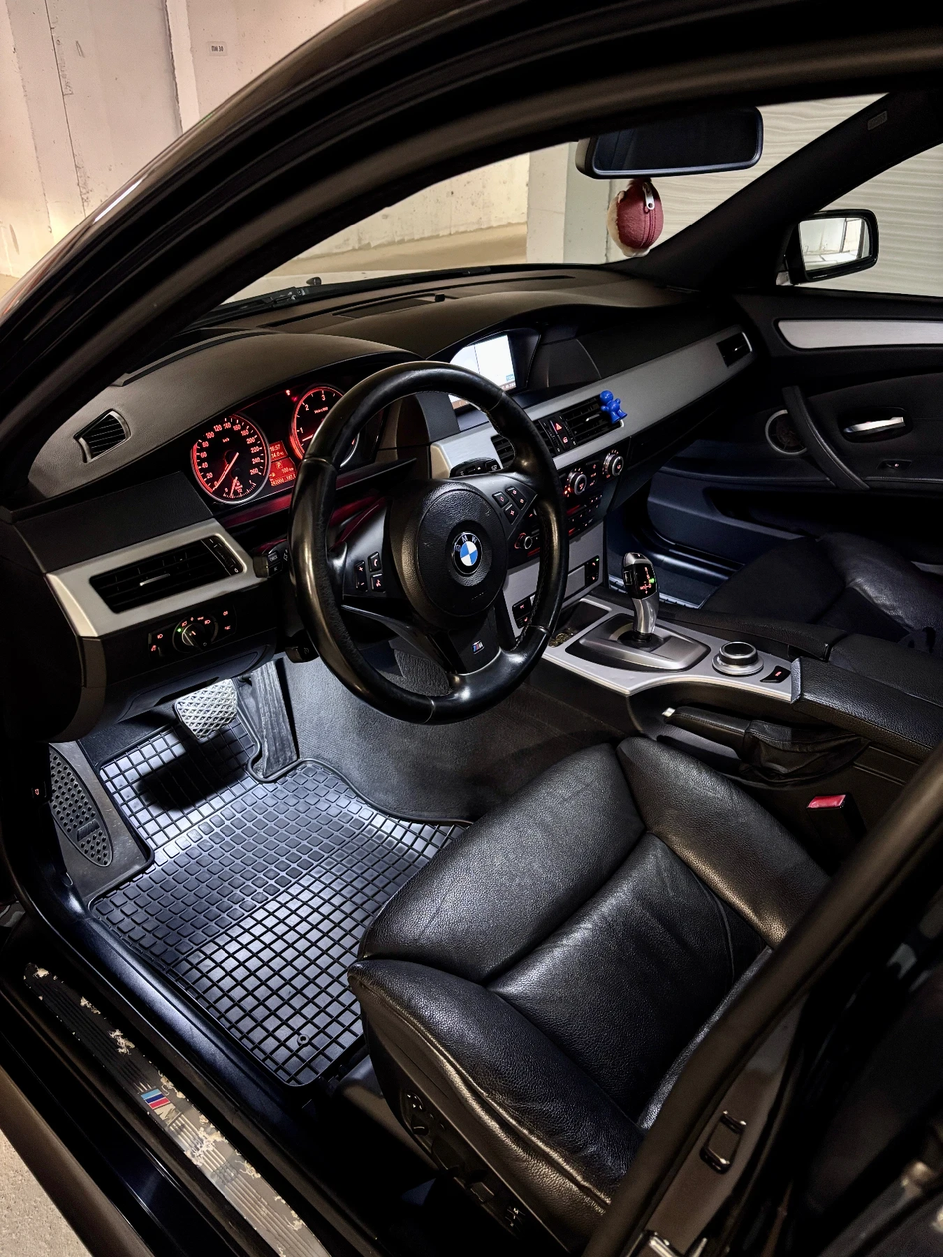 BMW 530 Е61 xDrive, снимка 9 - Автомобили и джипове - 56247163