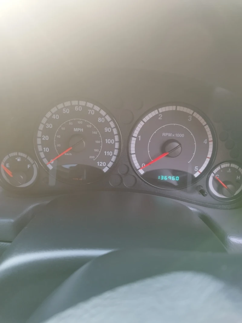 Jeep Cherokee KJ, снимка 11 - Автомобили и джипове - 52419017