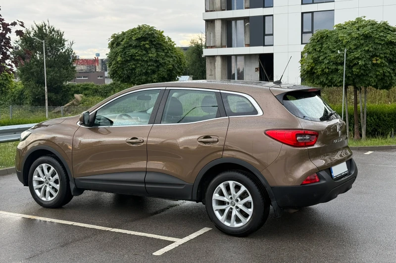 Renault Kadjar, снимка 5 - Автомобили и джипове - 53036223