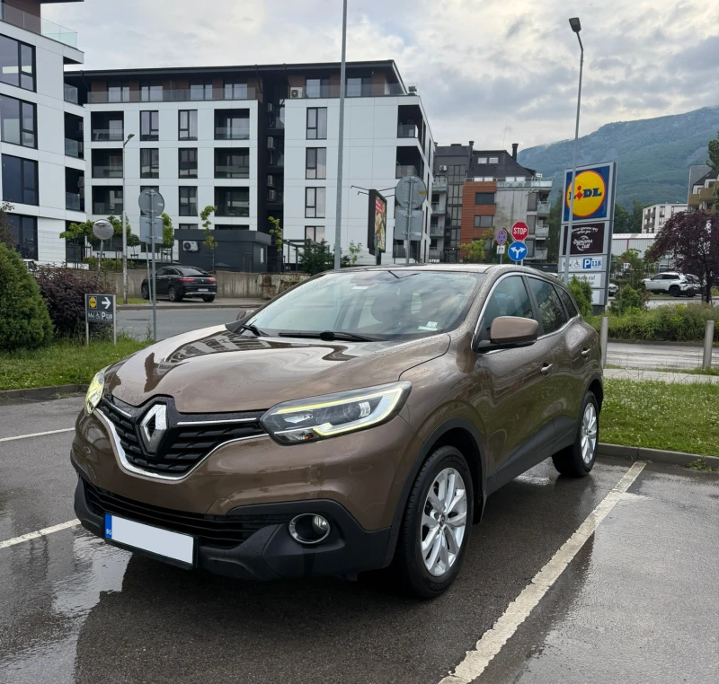 Renault Kadjar, снимка 2 - Автомобили и джипове - 53036223