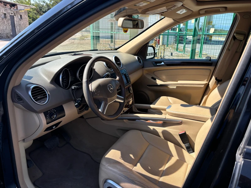 Mercedes-Benz ML 320 TOP, снимка 6 - Автомобили и джипове - 52224176