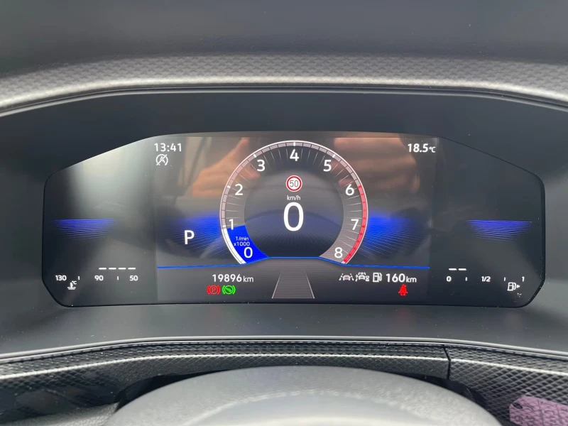 VW T-Cross LIFE/116HP/DSG/ACC/CAM/NAVI/LED/355gpr, снимка 10 - Автомобили и джипове - 51794163