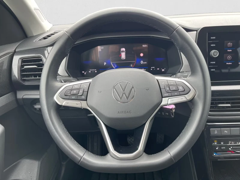 VW T-Cross LIFE/116HP/DSG/ACC/CAM/NAVI/LED/355gpr, снимка 9 - Автомобили и джипове - 51794163