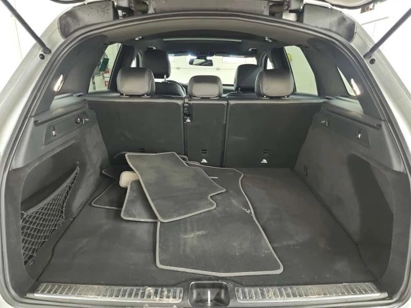 Mercedes-Benz GLC 300 * БЕЗ ЗАБЕЛЕЖКИ * ПАНОРАМА* ДВА КЛЮЧА* , снимка 16 - Автомобили и джипове - 53513670