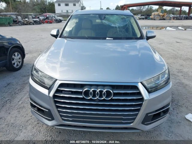 Audi Q7 3.0T PREMIUM, снимка 1 - Автомобили и джипове - 48211941