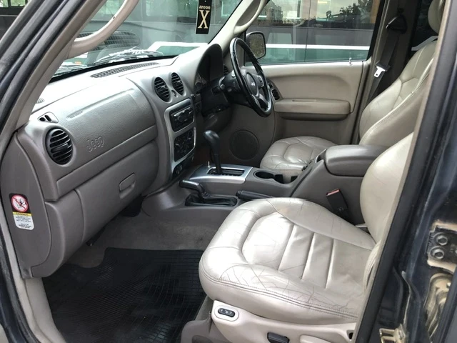 Jeep Cherokee 3.7 V6 - изображение 9