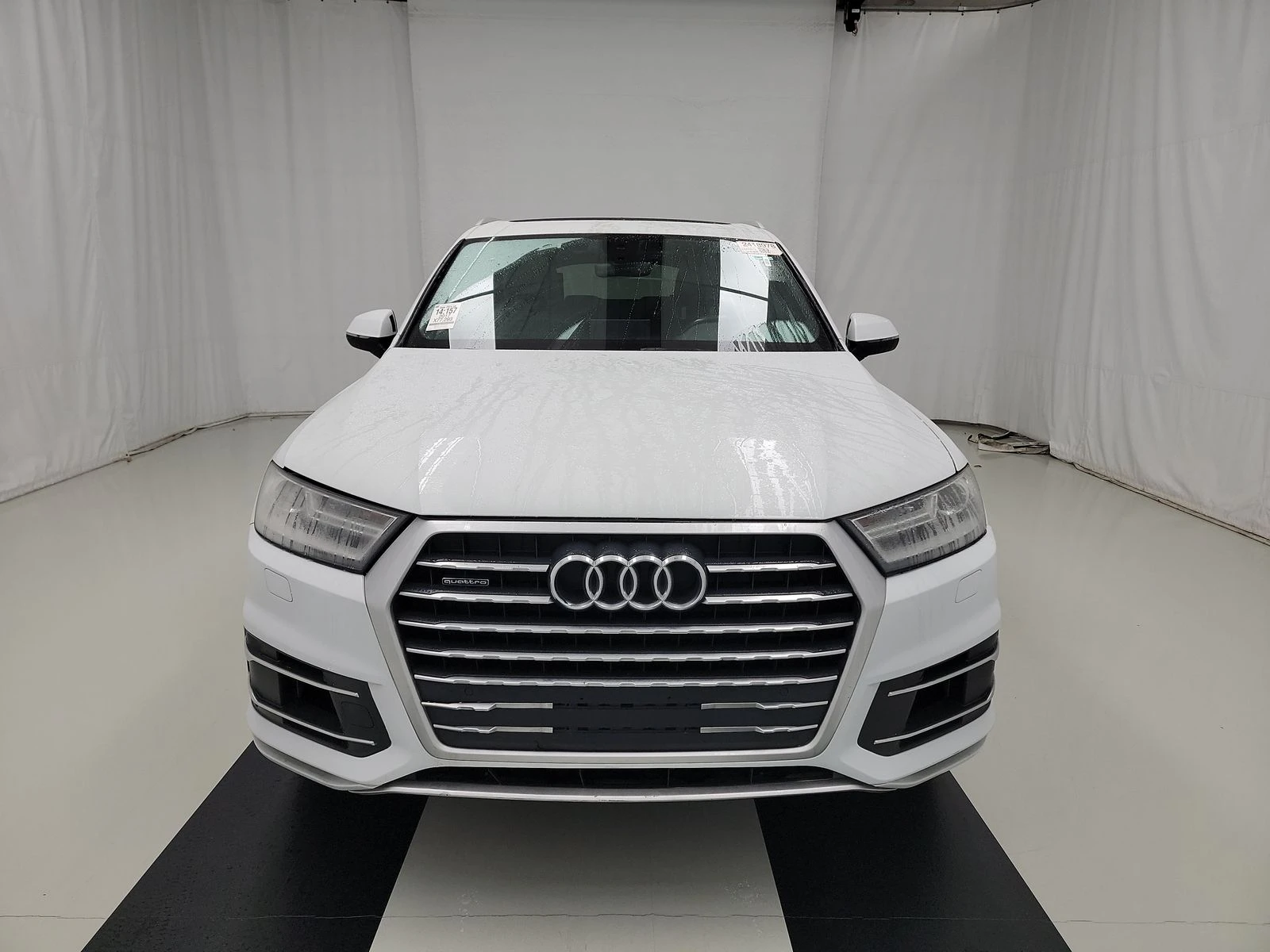 Audi Q7 8zf* pano* premium plus* подгрев* камера* Bose - [1] 