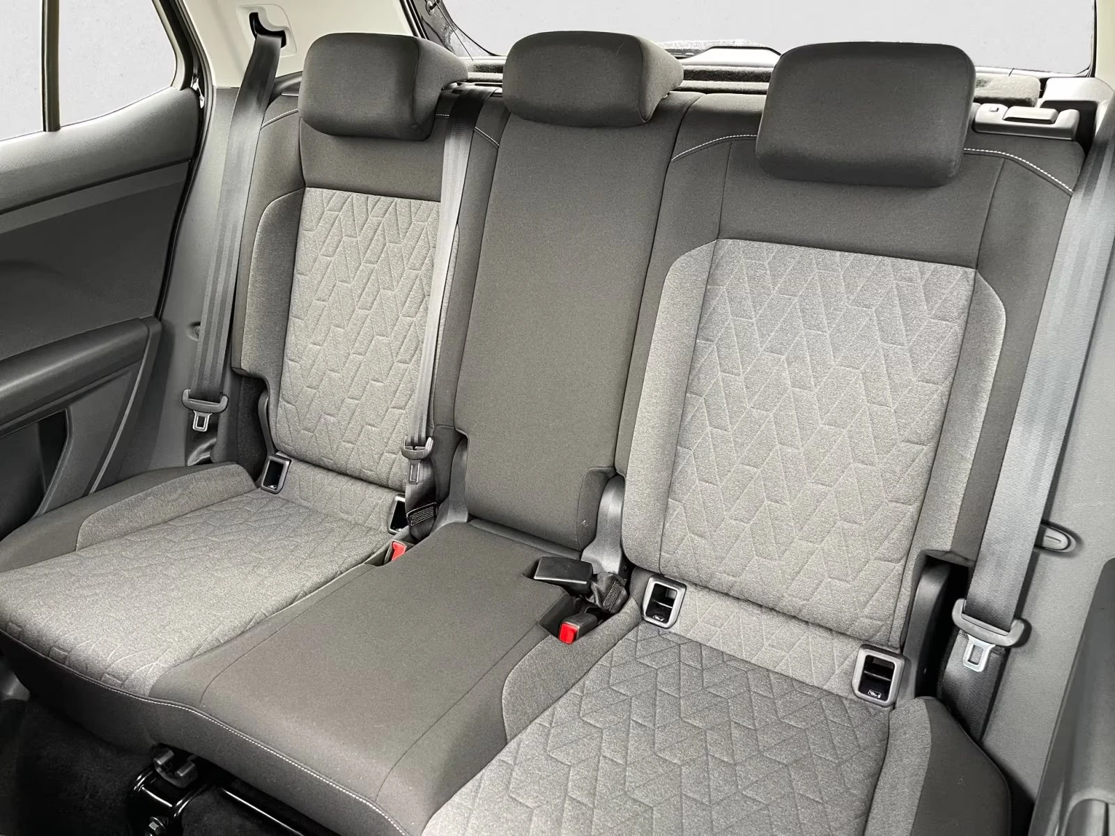 VW T-Cross LIFE/116HP/DSG/ACC/CAM/NAVI/LED/355gpr | Mobile.bg   12