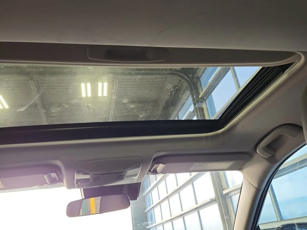 Toyota Rav4 * XLE * CARFAX *    | Mobile.bg   11