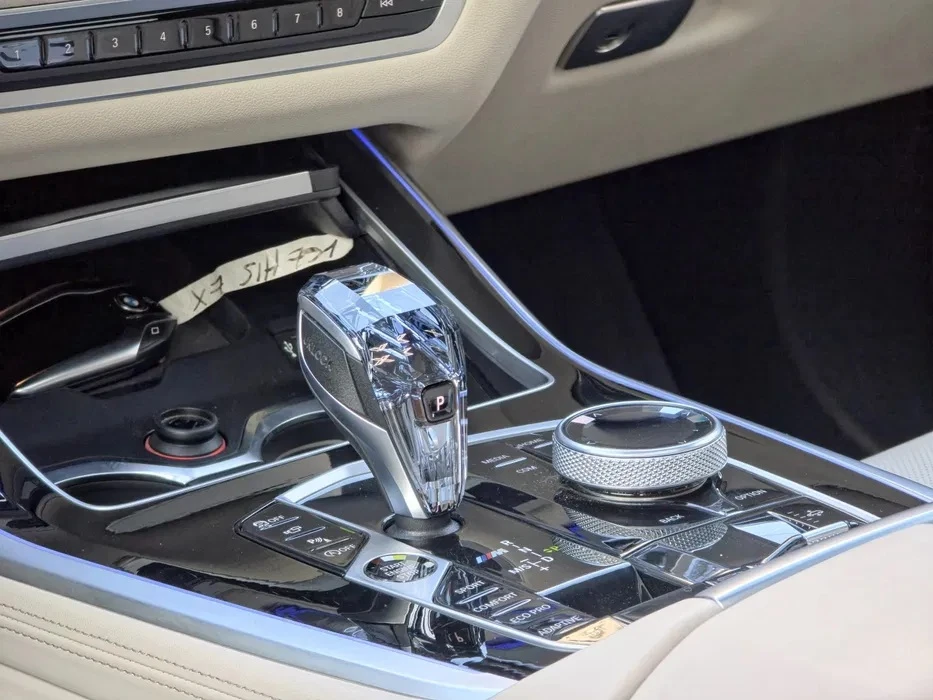 BMW X7 M50d xDrive 6+ 1 - изображение 6