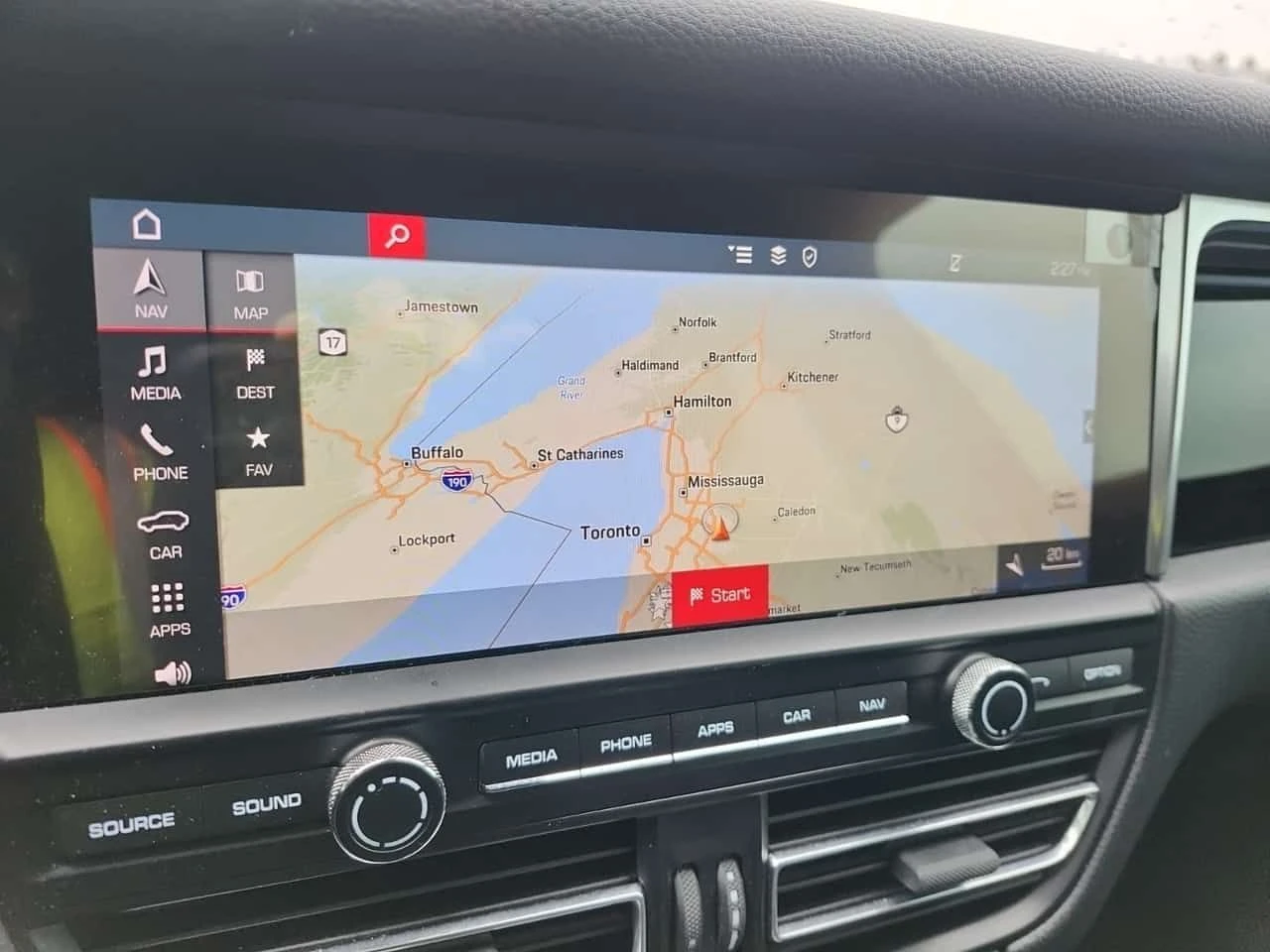 Porsche Macan  S | ОБДУХВАНЕ | CARFAX, снимка 11 - Автомобили и джипове - 53951197