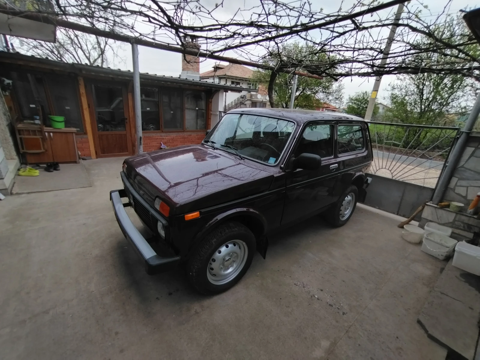 Lada Niva 1.7, снимка 9 - Автомобили и джипове - 54088239