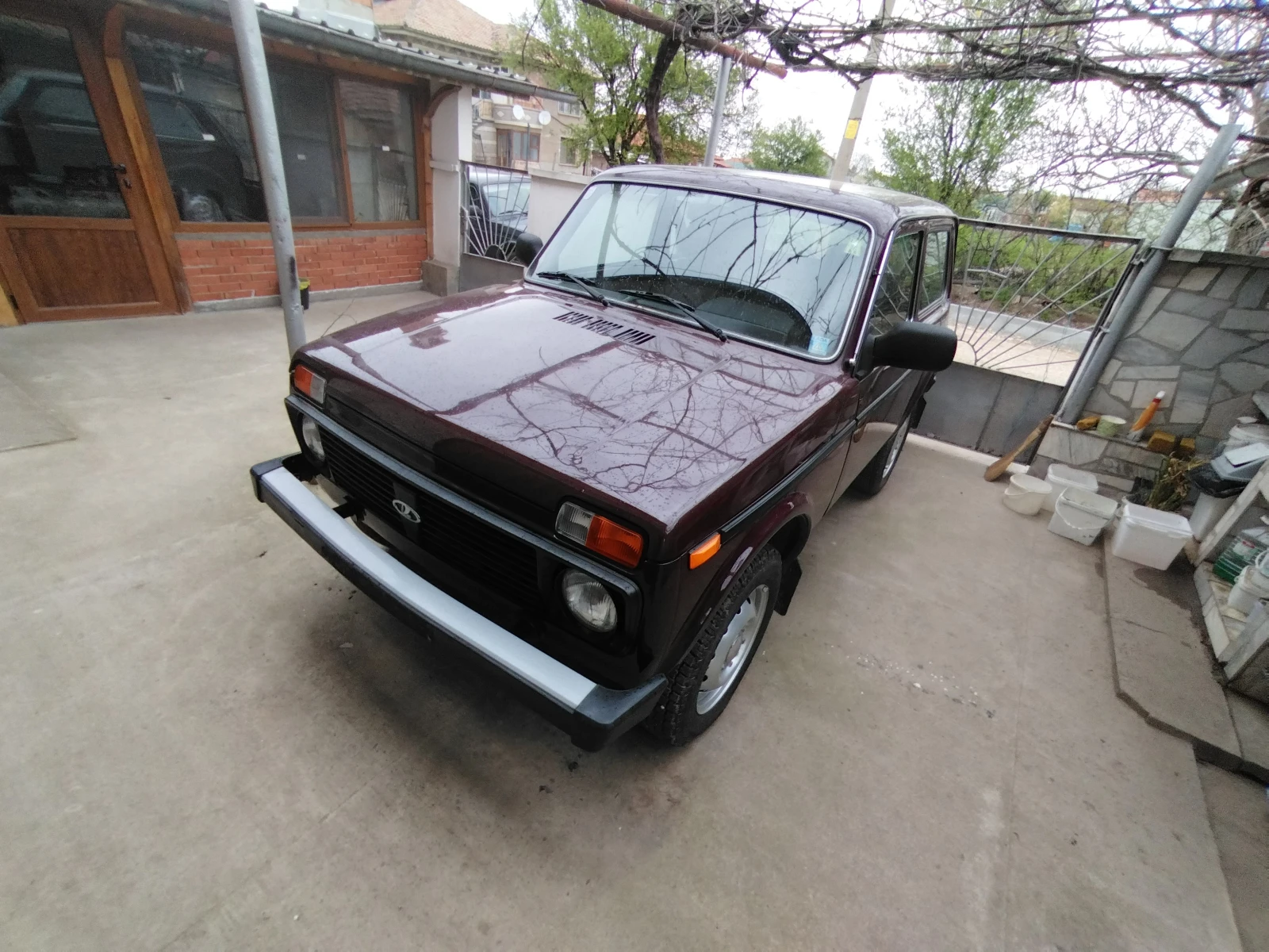 Lada Niva 1.7, снимка 8 - Автомобили и джипове - 54088239