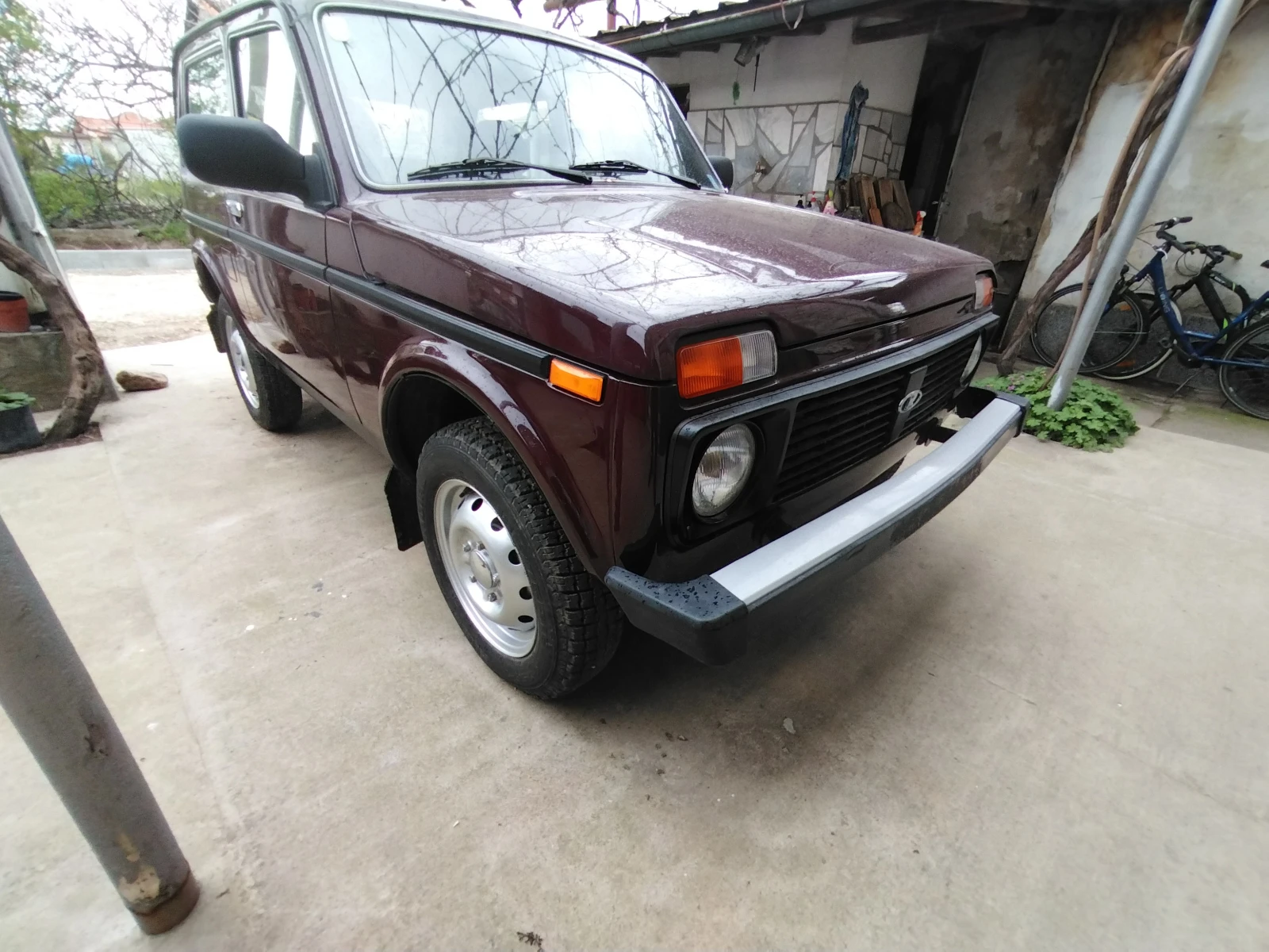 Lada Niva 1.7