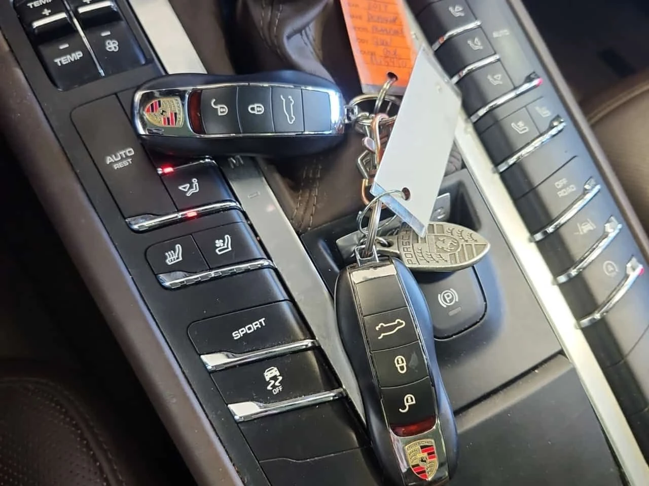 Porsche Macan * S * CARFAX * Без инциденти * Един собственик * , снимка 10 - Автомобили и джипове - 54343817