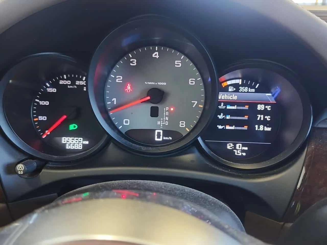 Porsche Macan * S * CARFAX * Без инциденти * Един собственик * , снимка 6 - Автомобили и джипове - 54343817