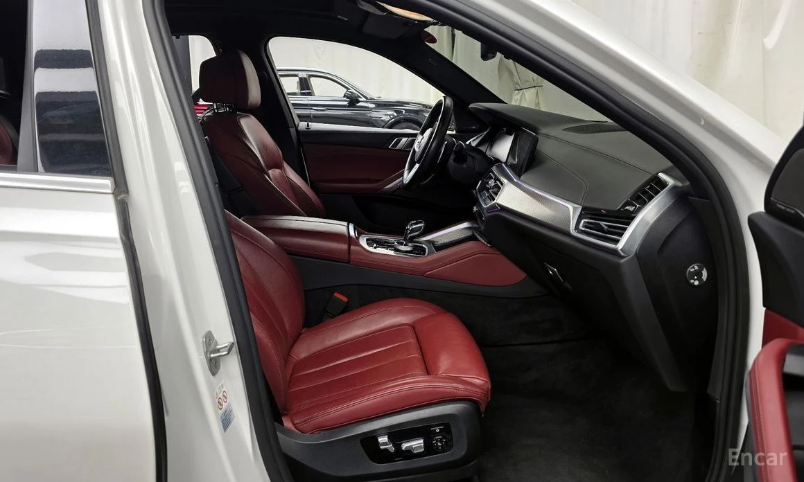 BMW X6, снимка 11 - Автомобили и джипове - 54595292