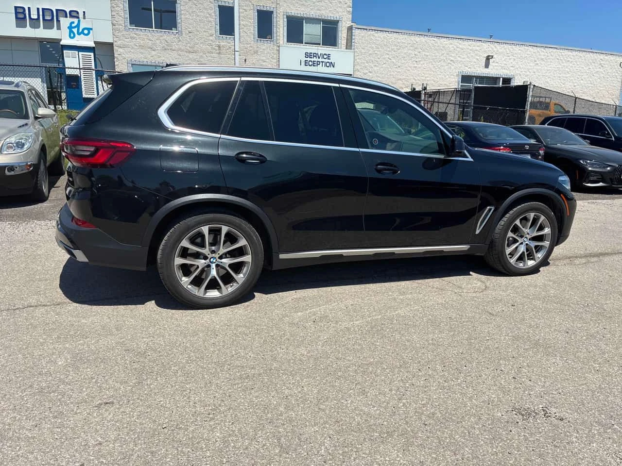 BMW X5 xDrive40i/CARFAX/ОТ ПРЕДСТАВИТЕЛСТВО НА БМВ/КЛИП, снимка 3 - Автомобили и джипове - 54769408