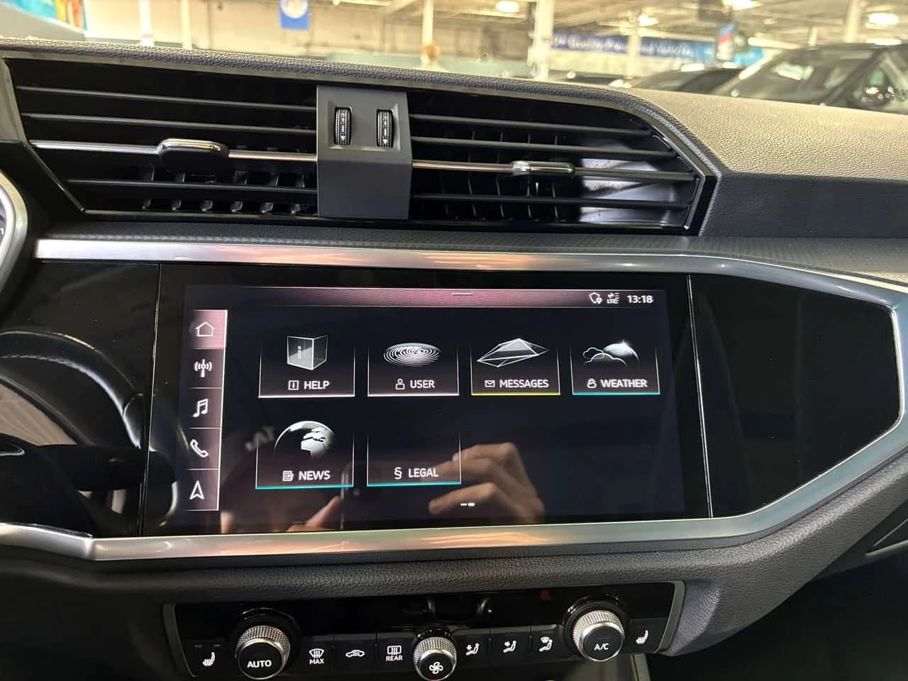 Audi Q3 * Progressiv| QUATTRO| S LINE| PANOROOF| CLUSTERNA, снимка 14 - Автомобили и джипове - 54874028