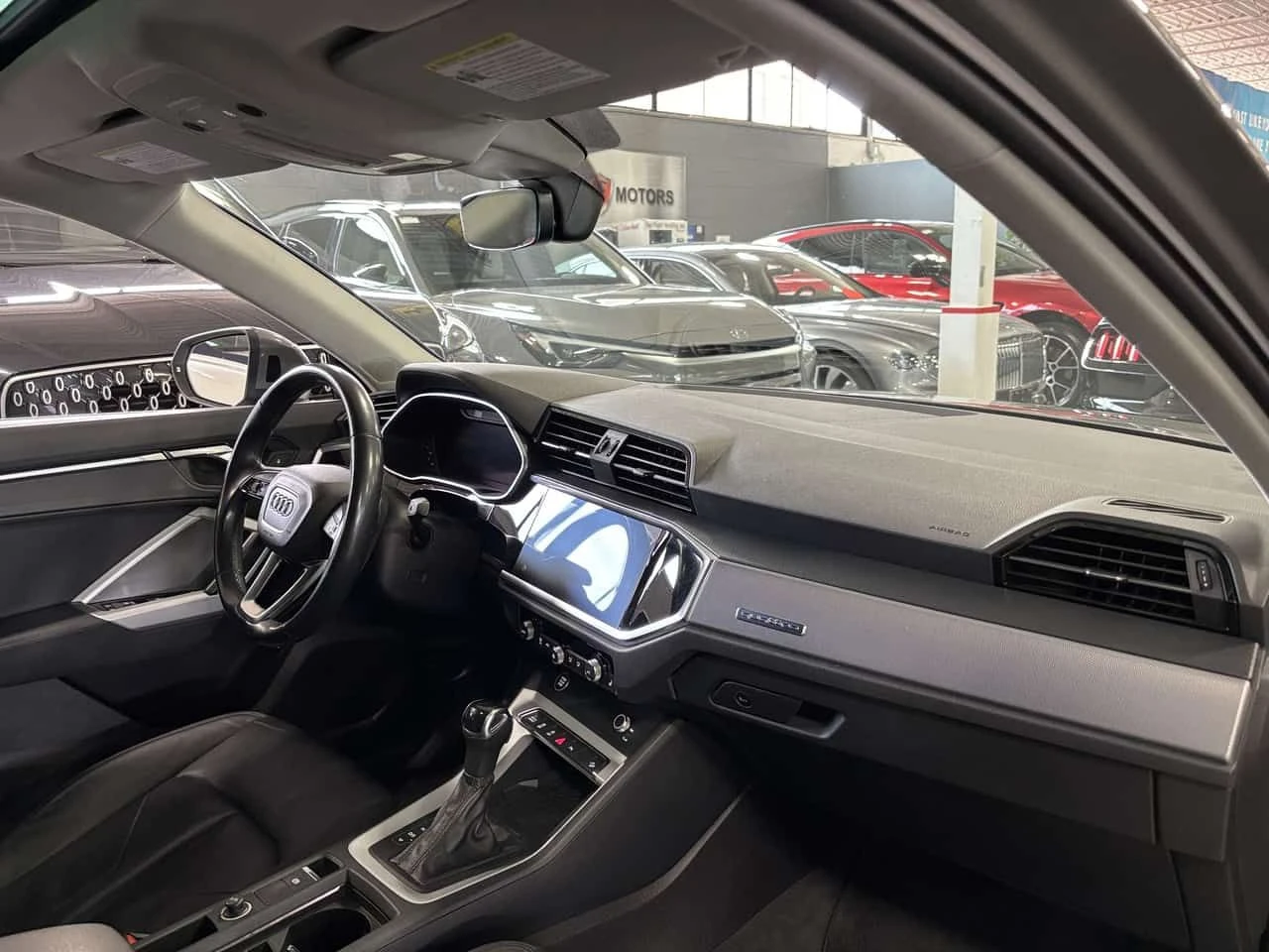 Audi Q3 * Progressiv| QUATTRO| S LINE| PANOROOF| CLUSTERNA, снимка 5 - Автомобили и джипове - 54874028