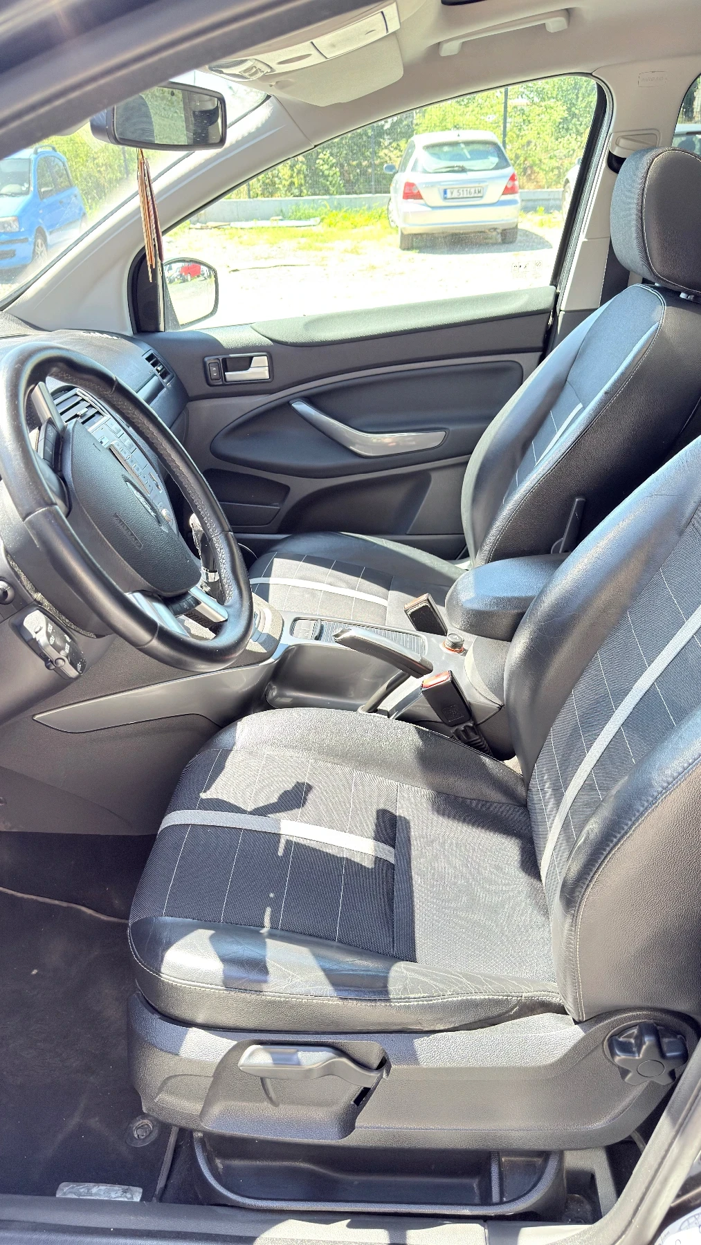 Ford Kuga, снимка 14 - Автомобили и джипове - 54933855