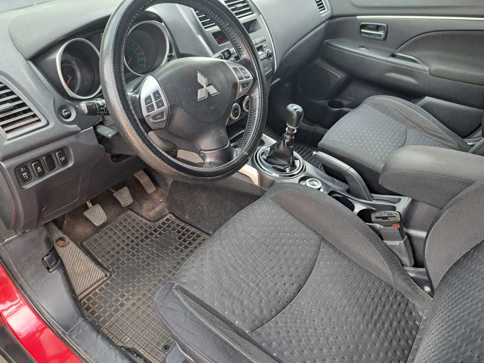 Mitsubishi ASX, снимка 9 - Автомобили и джипове - 55227668