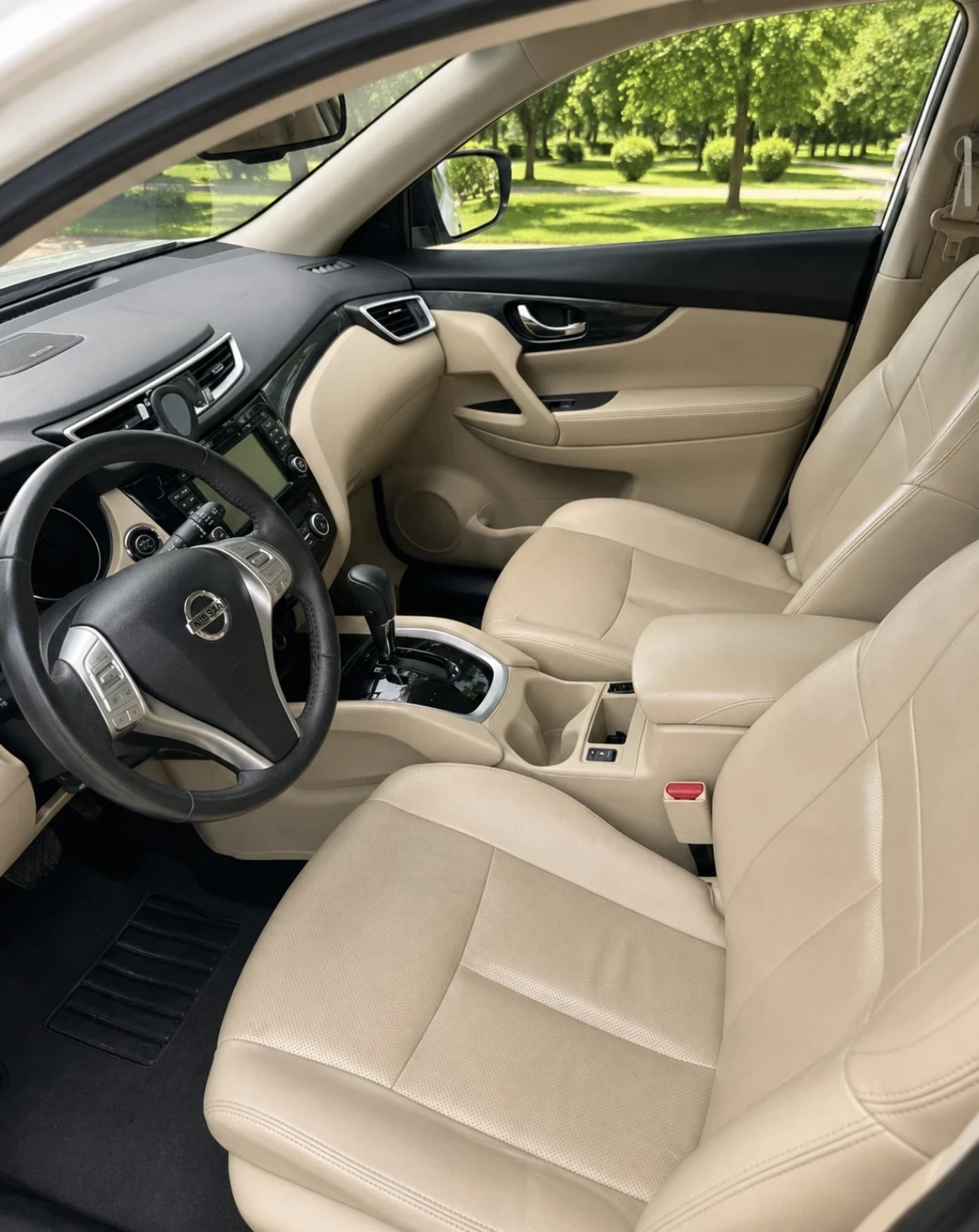 Nissan Rogue SL AWD, снимка 7 - Автомобили и джипове - 55940935