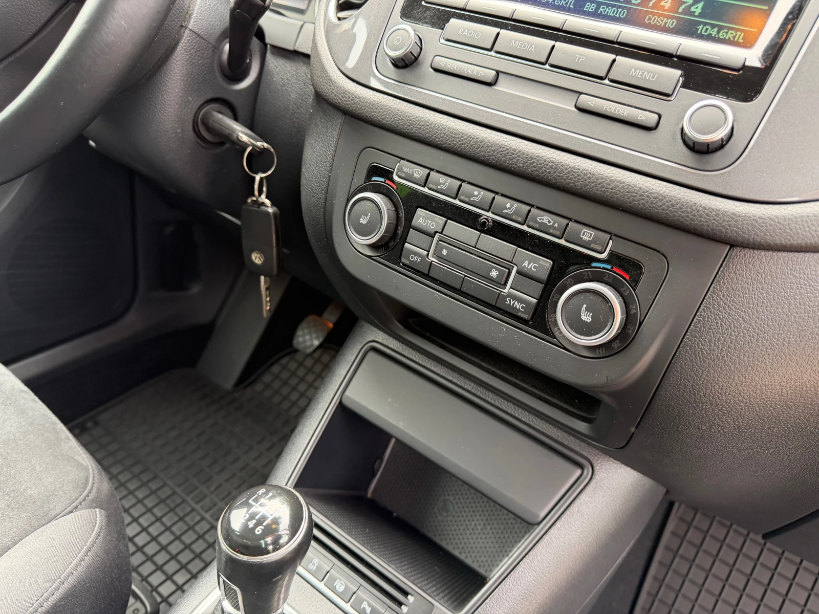 VW Tiguan 1.4TSI HIGHLINE., снимка 11 - Автомобили и джипове - 56271083