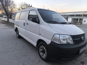 Toyota Hiace 2.5 D4D 4x4, снимка 2