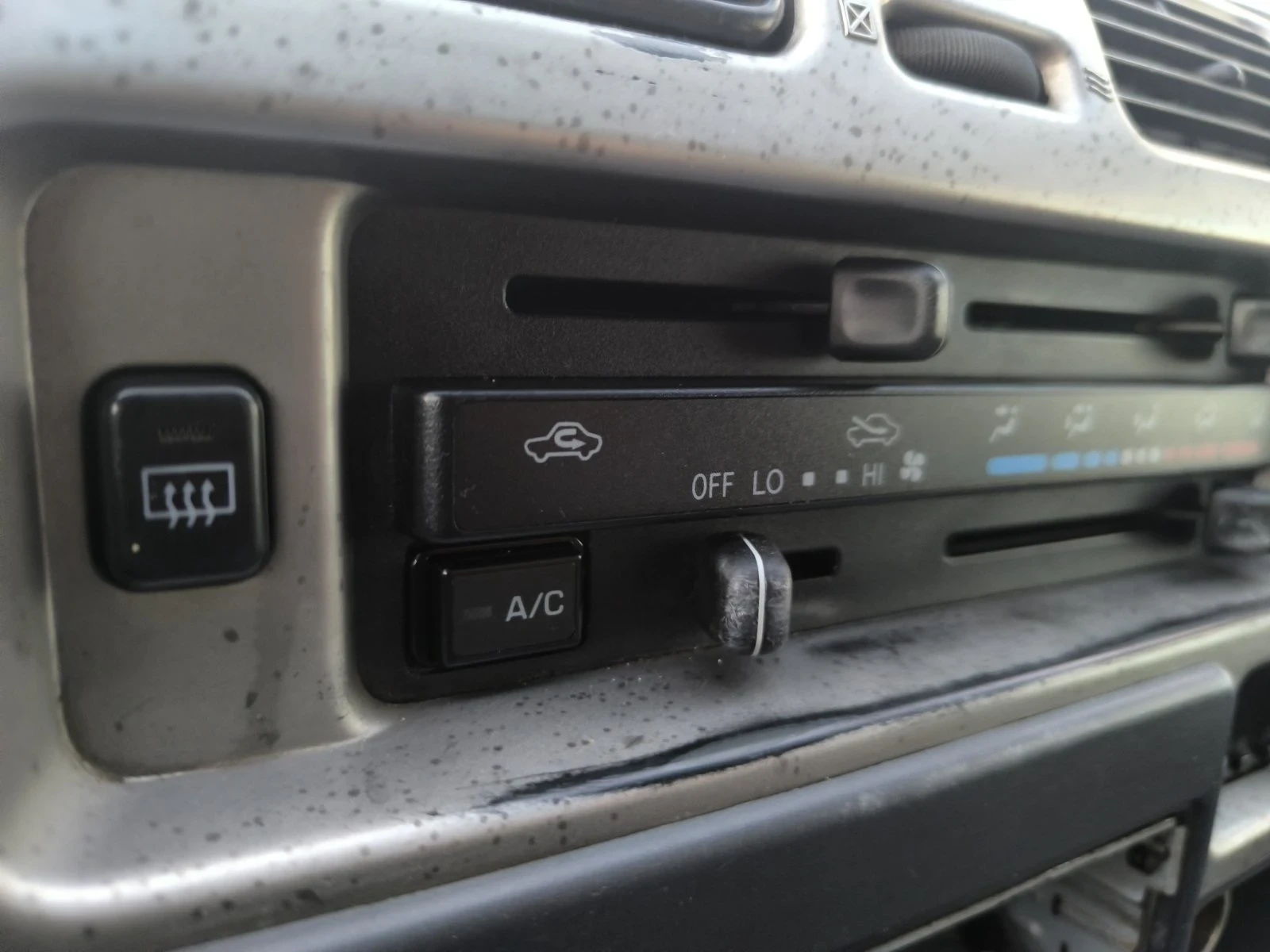 Toyota Hiace 2.5 D4D 4x4 - изображение 5