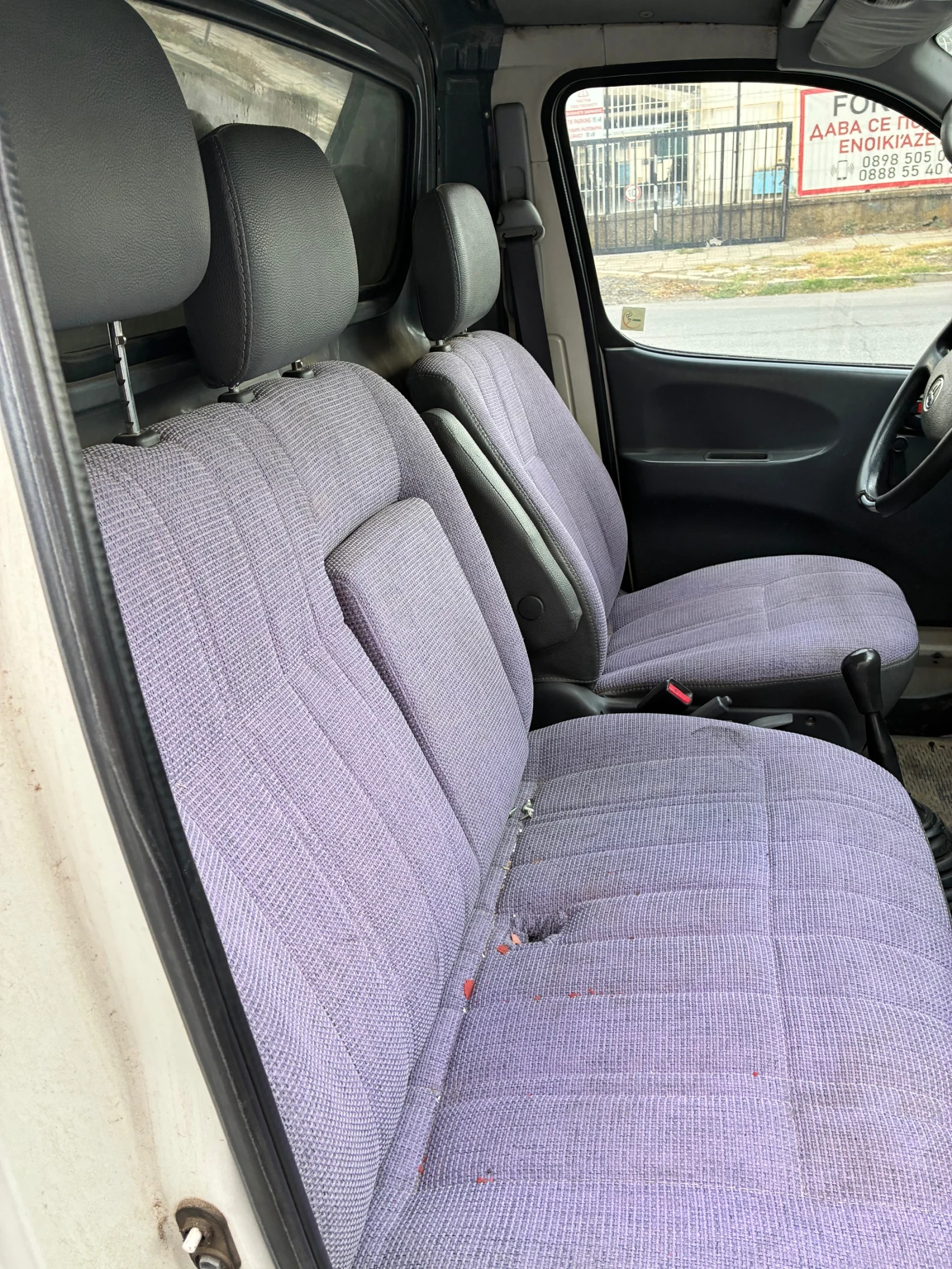 Toyota Hiace 2.5 D4D 4x4, снимка 5 - Бусове и автобуси - 52931510