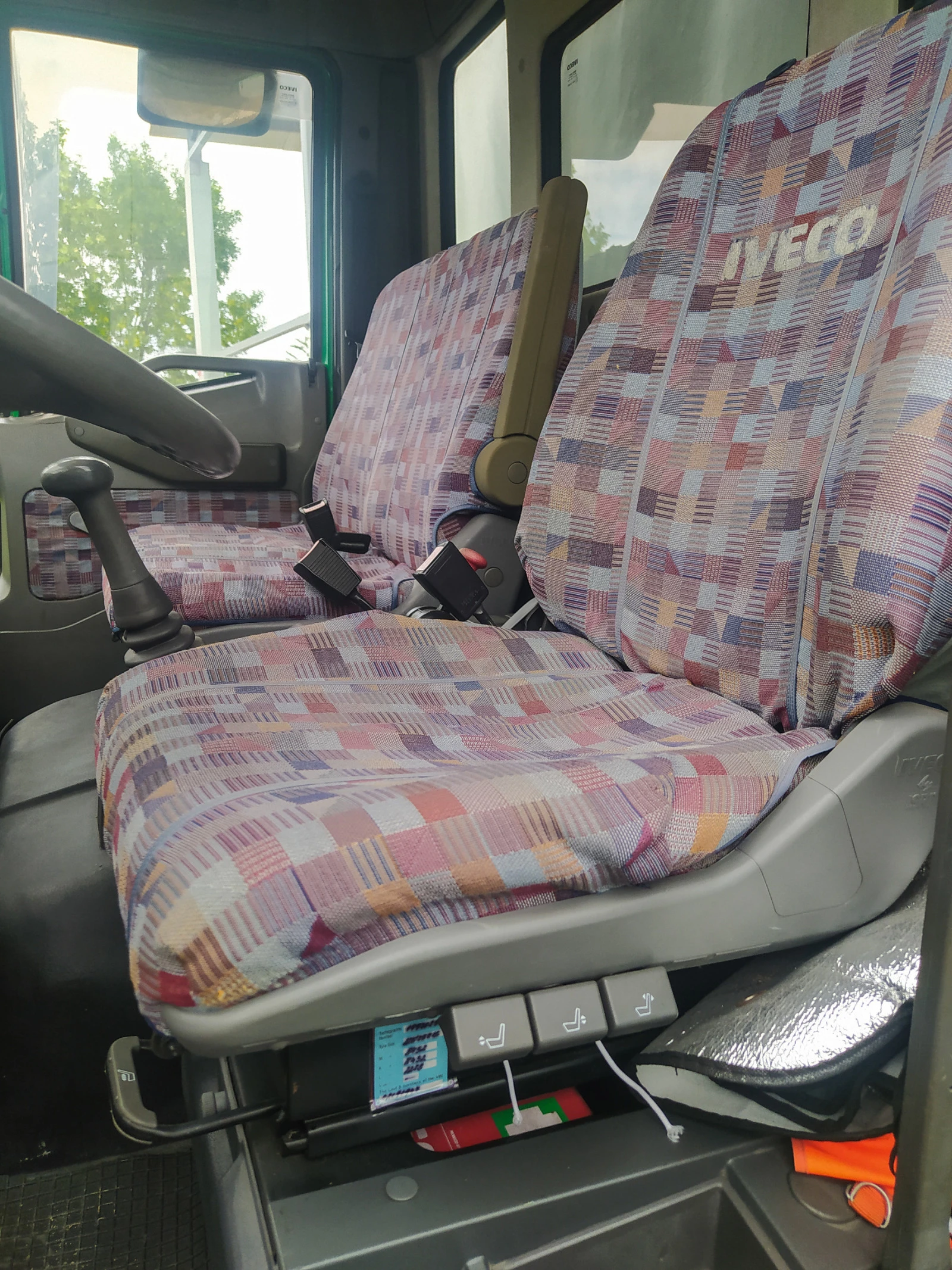 Iveco 75e14 | Mobile.bg   12