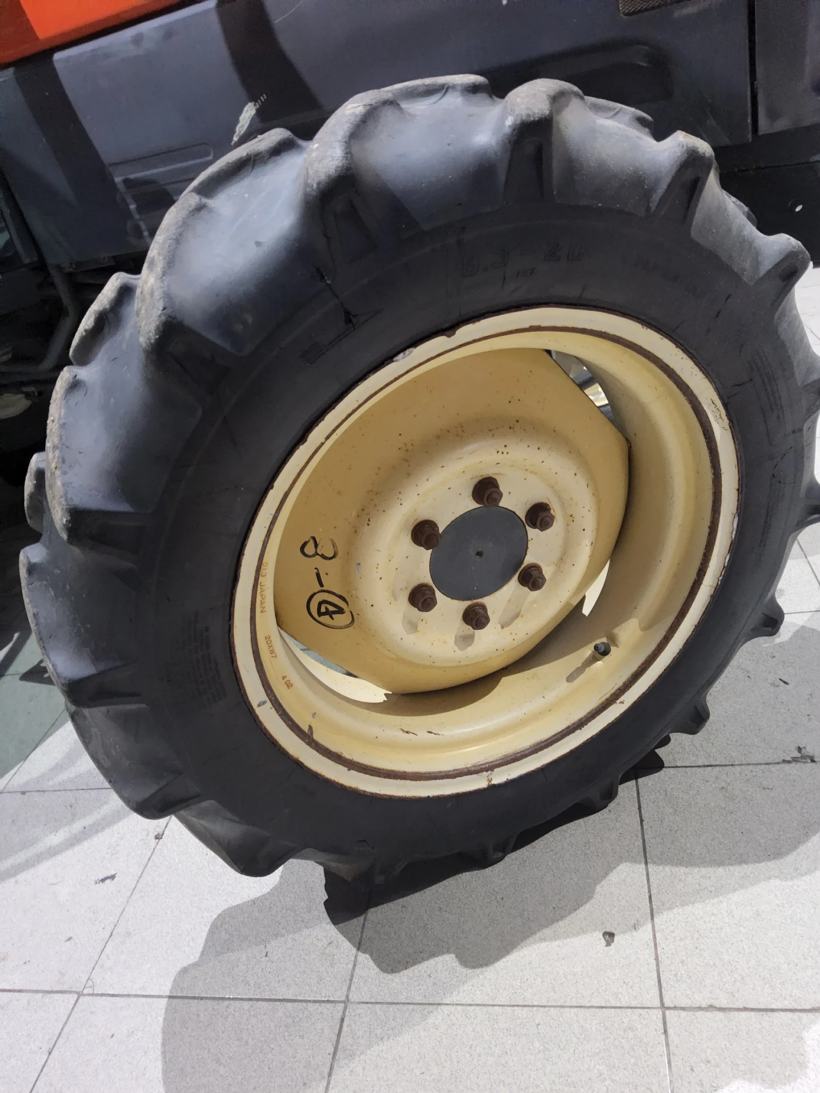 Трактор Kubota KL 46, снимка 15 - Селскостопанска техника - 55931318