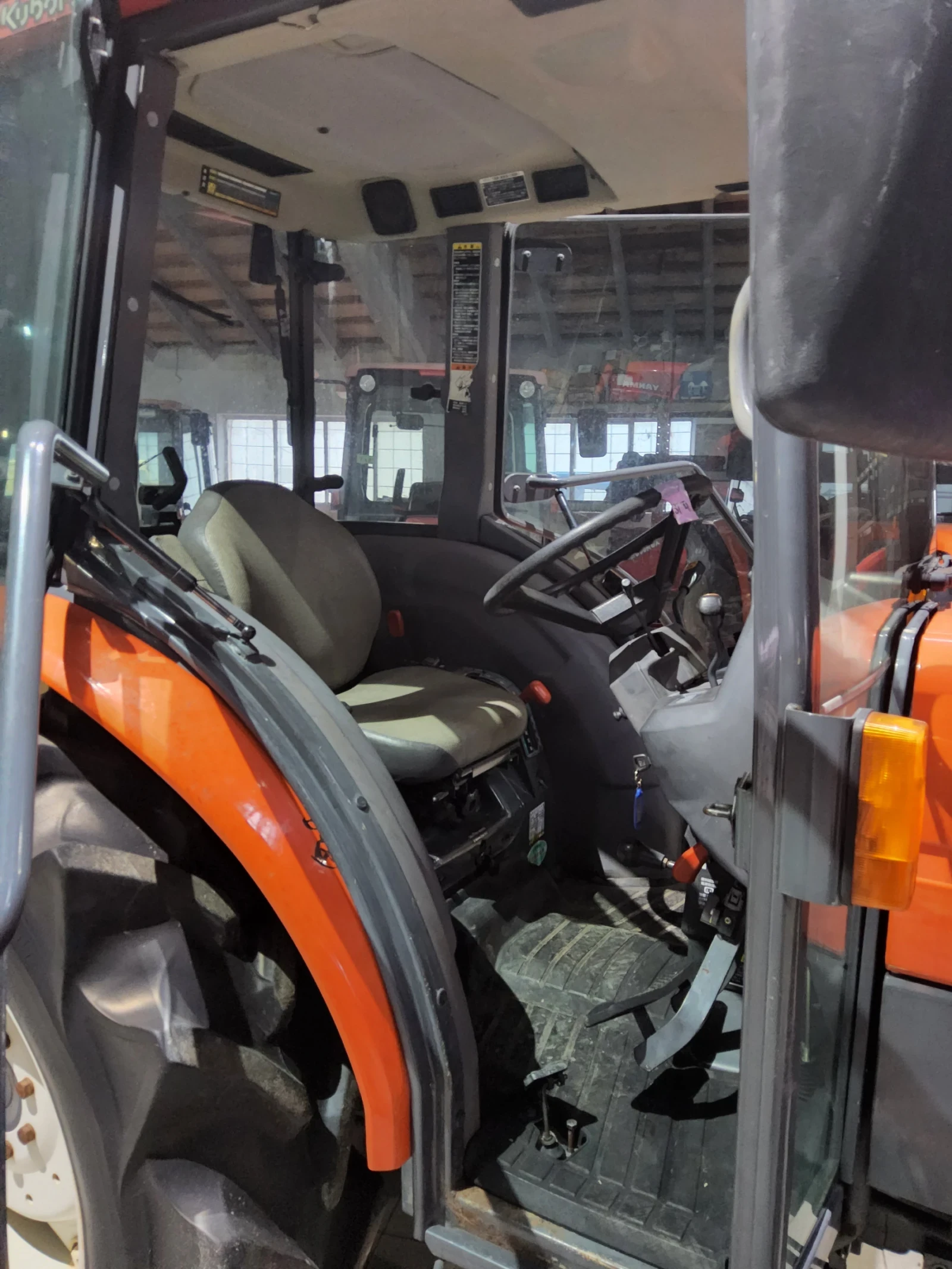 Трактор Kubota KL 46, снимка 13 - Селскостопанска техника - 55931318