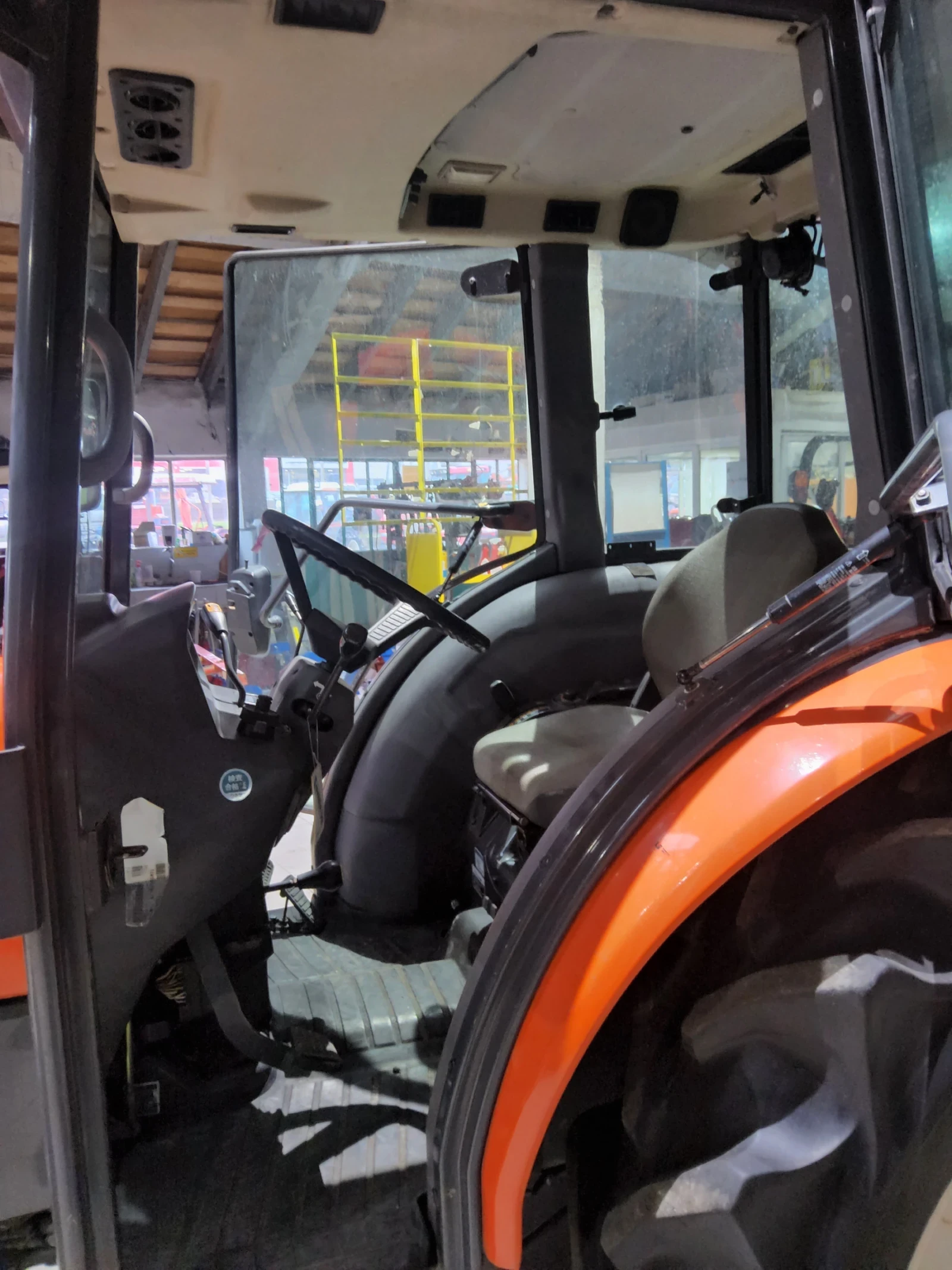 Трактор Kubota KL 46, снимка 12 - Селскостопанска техника - 55931318
