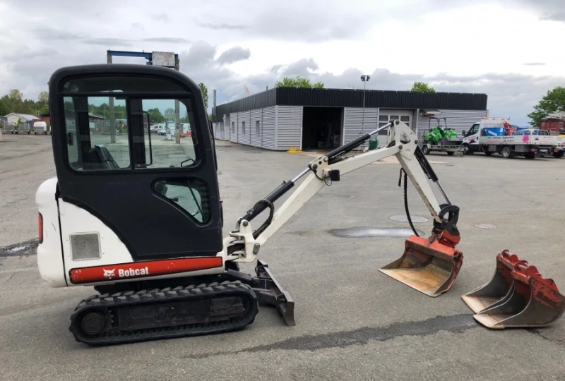 Багер Bobcat 323, снимка 10 - Индустриална техника - 53289396