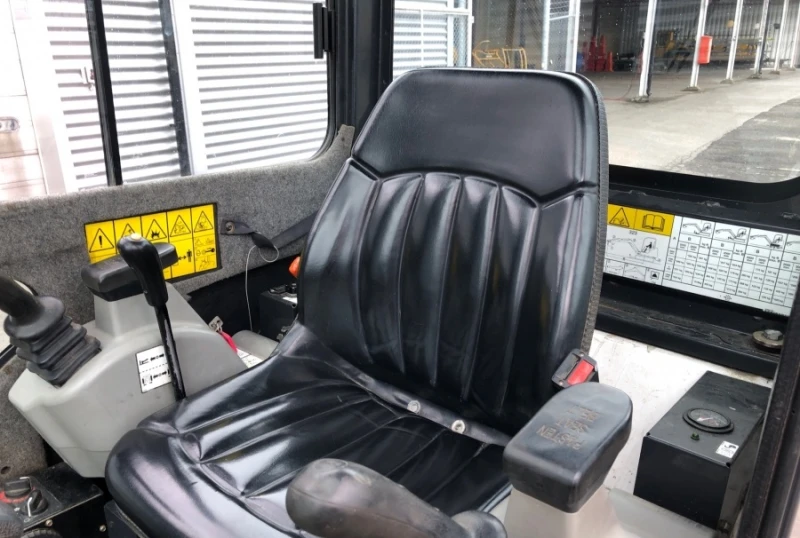 Багер Bobcat 323, снимка 7 - Индустриална техника - 53289396