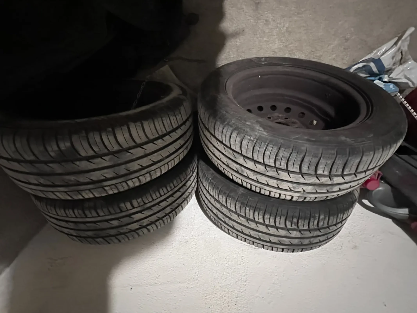 ���� � ������ 205/55R16 �� Toyota Auris | Mobile.bg � ����������� 3