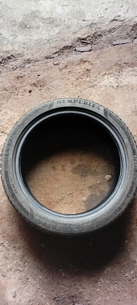 Обява за продажба на Гуми 235/40R18