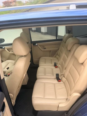 VW Touran DSG Панорама Камера Подгрев Печка 2 ключа , снимка 9