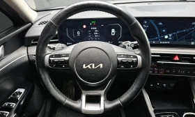 Kia K5, снимка 12