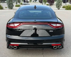 Kia Stinger  GT / CARFAX /3.6/CARPLAY, снимка 4