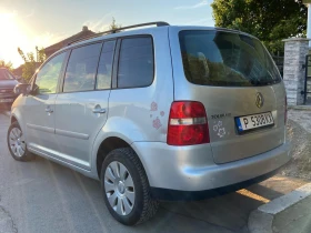 VW Touran 2.0TDI-140 NAVI, снимка 4