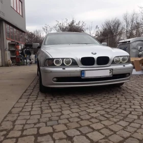     BMW 525  