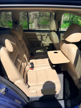 VW Touran DSG Панорама Камера Подгрев Печка 2 ключа  - 8000 € / 15646.64 лв. - 68524760 8