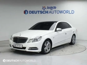 ������ Mercedes-Benz E 220